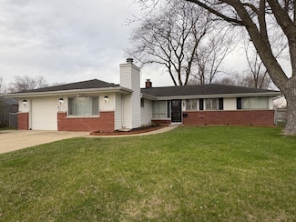 214 S Springinsguth Rd, Schaumburg, IL 60193