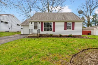 1512 38th St NW, Canton, OH 44709