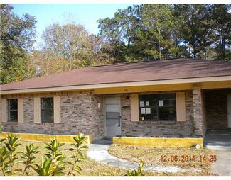 174 Shorty Burgess Rd, Picayune, MS 39466