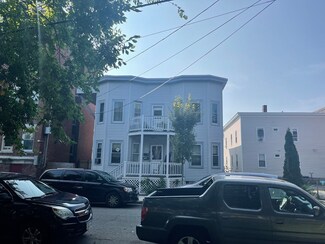 32 Prince St, Salem, MA 01970