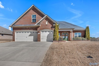 16125 Bruton Dr NW, Harvest, AL 35749