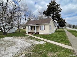 111 Mckay St, MacOn, MO 63552