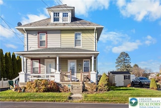 455 Bushkill Center Rd, Nazareth, PA 18064