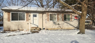 1406 Weymouth Ct, Lansing, MI 48911