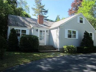 74 Lewis St, Marion, MA 02738