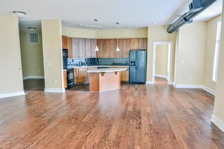 535 S Upper St Unit 316, Lexington, KY 40508