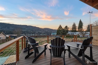 18026 Fire Mountain Ln, Mount Vernon, WA 98274