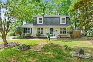 1014 Vandalia Dr, Charlotte, NC 28212