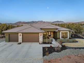 178 Peregrine Cir, Dammeron Valley, UT 84783