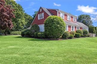 292 Northern Blvd, Saint James, NY 11780