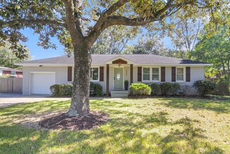 1215 Springhill Rd, Hanahan, SC 29410