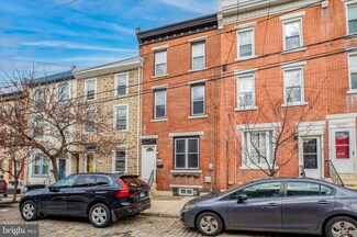 4717 Smick St, Philadelphia, PA 19127