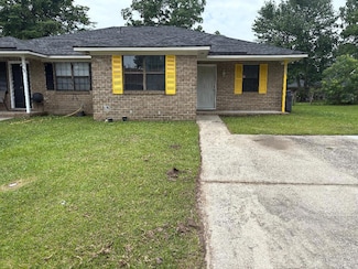 7713 Suzanne Dr, North Charleston, SC 29418