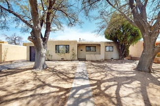 1016 California St SE, Albuquerque, NM 87108