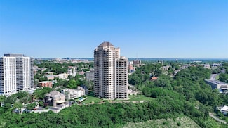 1201 Edgecliff Place, Cincinnati, OH 45206