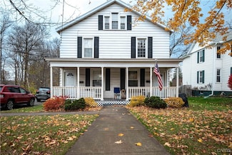 55 Utica St, Clinton, NY 13323