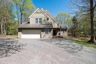 355 Windy Bush Rd, Pocono Pines, PA 18350