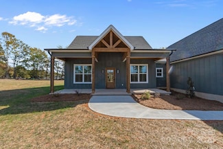 1064 Tom Joye Rd, Clover, SC 29710