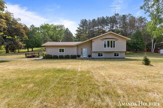 6160 Myers Lake Ave NE, Rockford, MI 49341