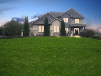 5634 Wind Dancer Ct, Sheboygan, WI 53081