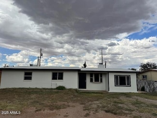365 Steffen St, Sierra Vista, AZ 85635