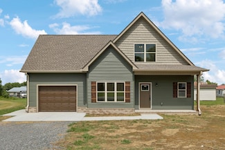 1108 Flippin Dr, Lafayette, TN 37083