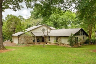 314 Doubletree Ln, Florence, AL 35634