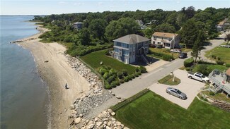 12 Whipple Ave, Warwick, RI 02889