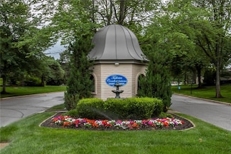 10734 Glenwood St Unit A, Leawood, KS 66211