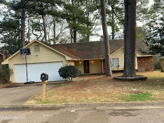 143 Waywood Dr, Jackson, MS 39212