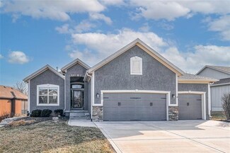 727 Indian Grass Way, Raymore, MO 64083