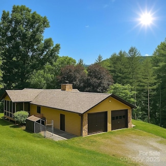 9675 Montford Cove Rd, Marion, NC 28752