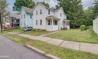 32 S Chase St, Johnstown, NY 12095