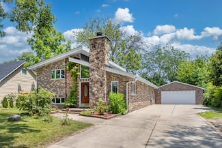 1649 Larry Ln, Glendale Heights, IL 60139