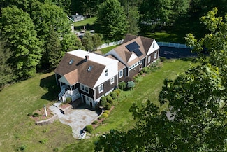 1013 Wallingford Rd, Cheshire, CT 06410