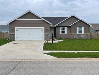 4361 Duffy Dr, Syracuse, IN 46567