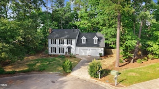 1609 Falls Ct, Raleigh, NC 27615