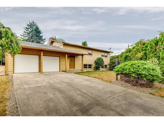 13528 NE Rose Pkwy, Portland, OR 97230