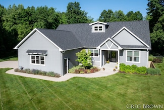 4800 Harlan Dr, Watervliet, MI 49098