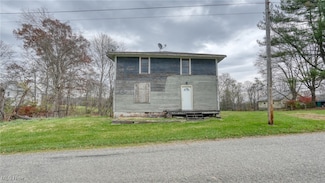 220 Church St, Senecaville, OH 43780