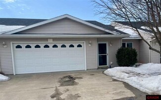 552 552 N Welco Dr, St. Peter, MN 56082