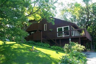 5496 Schuman Rd, Cross Plains, WI 53528