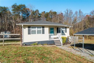 4540 Pine Hall Rd, Walkertown, NC 27051