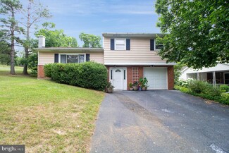811 Pheasant Rd, Harrisburg, PA 17112