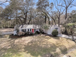 1521 Lynton Ave, Charleston, SC 29412