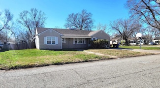 1141 N Wheeler St, McPherson, KS 67460