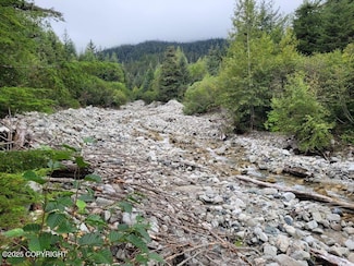 L3 Lutak Rd, Haines, AK 99827