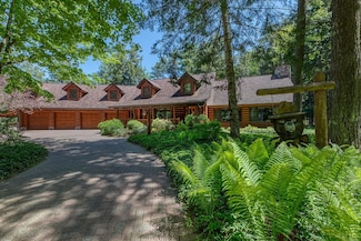 6274 W Forest Lake Rd, Land O Lakes, WI 54540