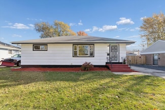 17641 Burnham Ave, Lansing, IL 60438