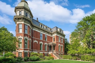 1407 N Hoyne Ave, Chicago, IL 60622